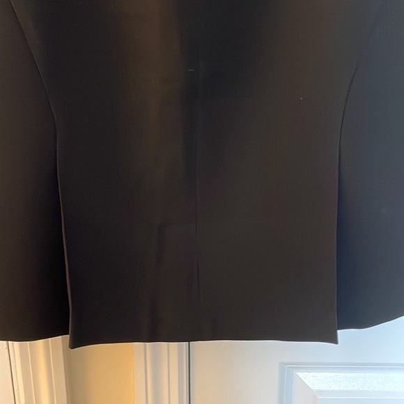 Ann Taylor black lined skirt - Size 8.  Double split detail on back. - Picture 6 of 12